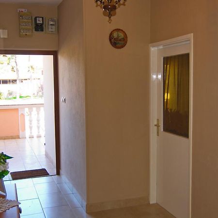 Apartment And Rooms Toka Zadar Bagian luar foto