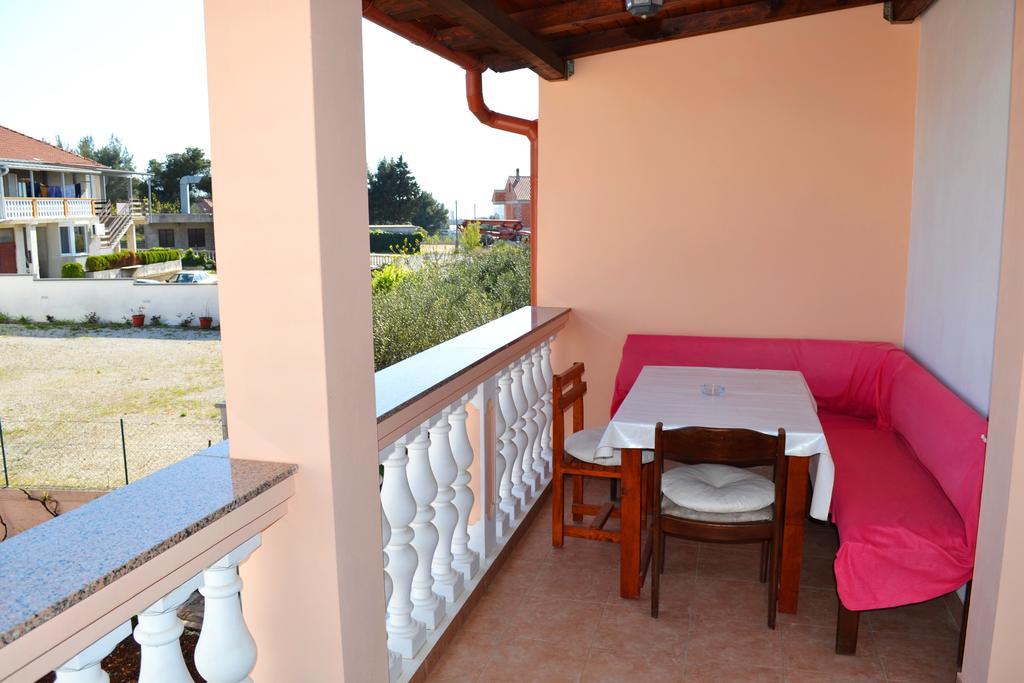Apartment And Rooms Toka Zadar Ruang foto