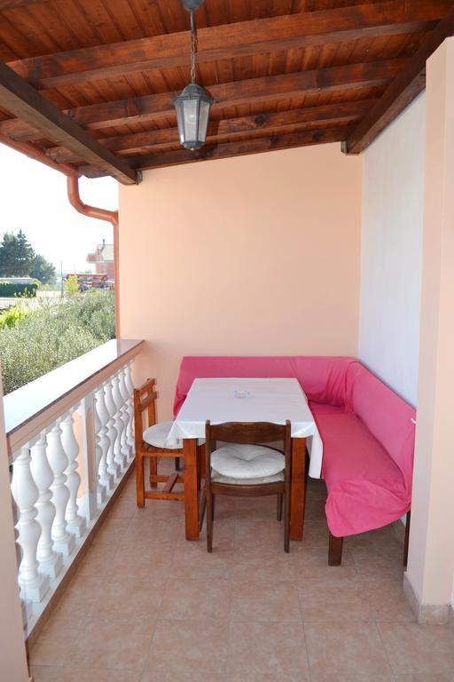 Apartment And Rooms Toka Zadar Ruang foto