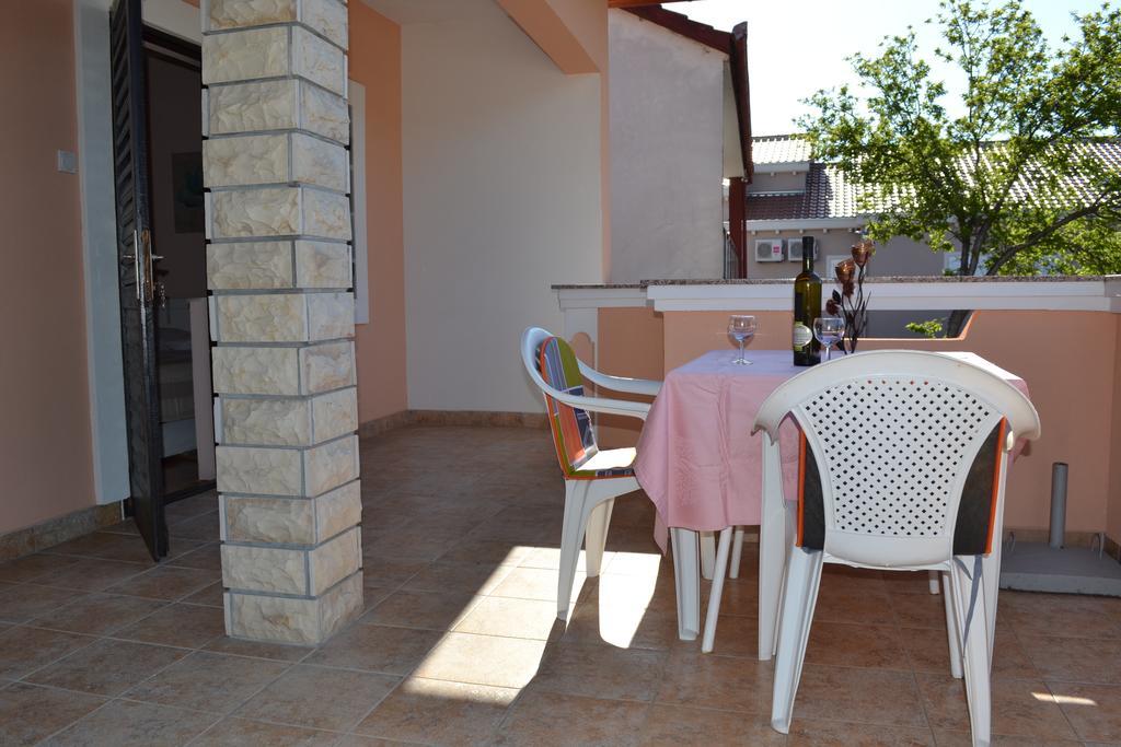 Apartment And Rooms Toka Zadar Ruang foto