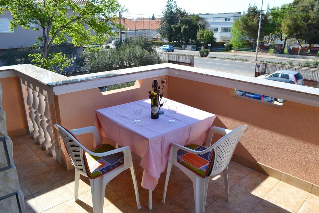Apartment And Rooms Toka Zadar Ruang foto