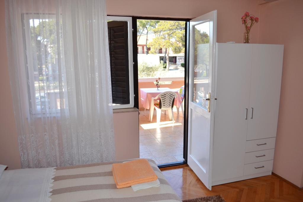 Apartment And Rooms Toka Zadar Ruang foto