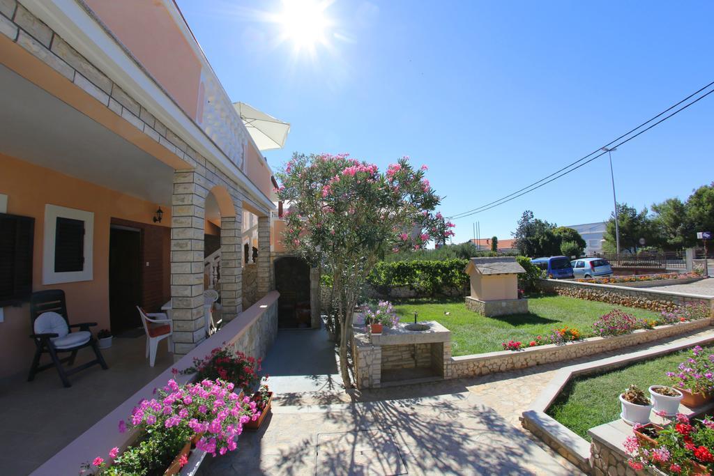 Apartment And Rooms Toka Zadar Ruang foto