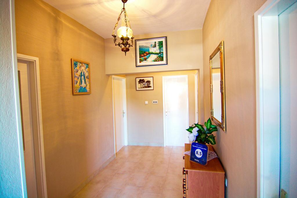 Apartment And Rooms Toka Zadar Bagian luar foto
